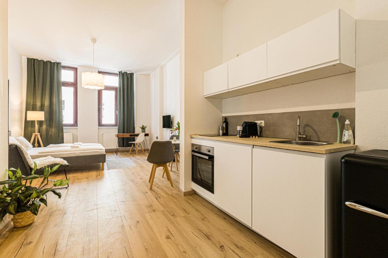 Ruhige Und Stilvolle Wohnung Am Clara-Zetkin-Park Lipcse Kültér fotó