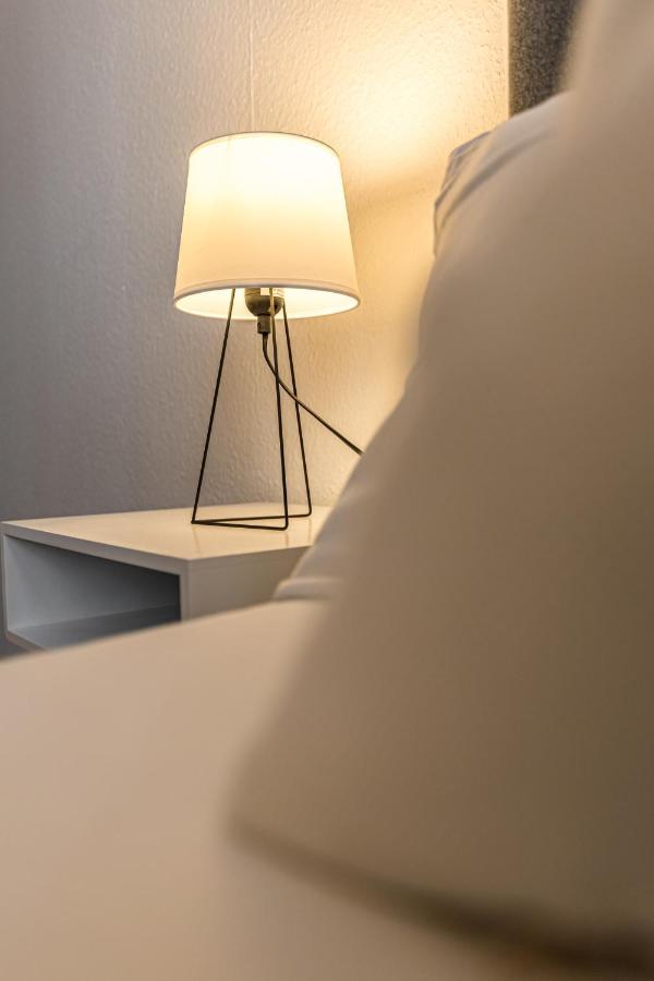 Ruhige Und Stilvolle Wohnung Am Clara-Zetkin-Park Lipcse Kültér fotó