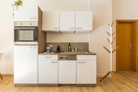 Ruhige Und Stilvolle Wohnung Am Clara-Zetkin-Park Lipcse Kültér fotó